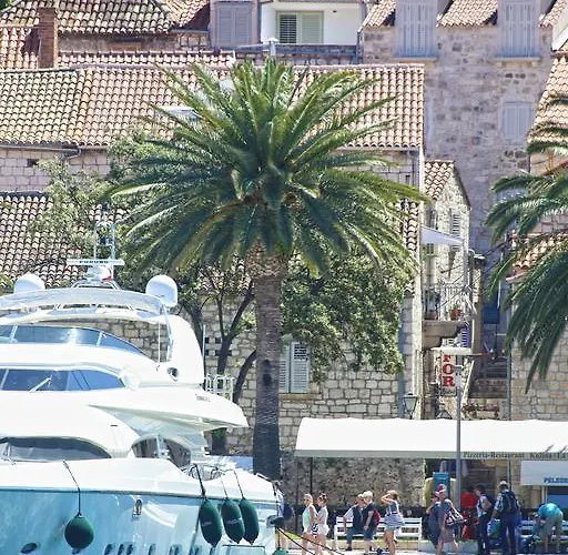 Riva Lägenhet Hvar Town