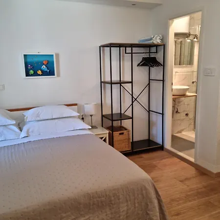 Riva Apartment Hvar Town