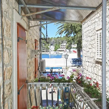 Riva Διαμέρισμα *