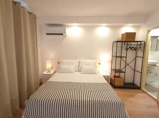 Riva Apartment Hvar Town