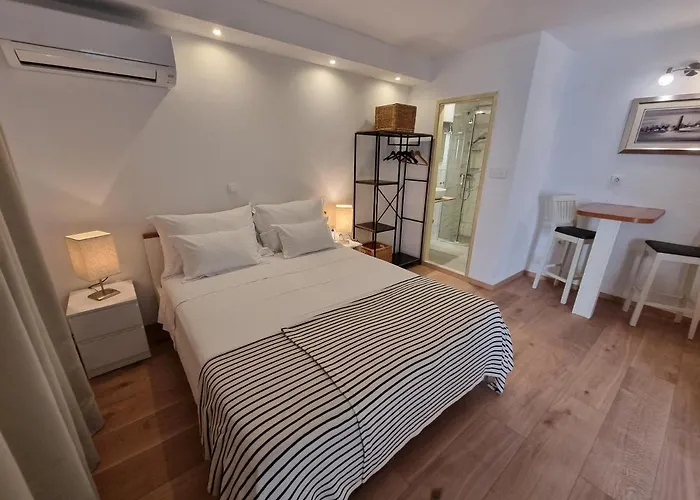 Apartment Riva Hvar Town